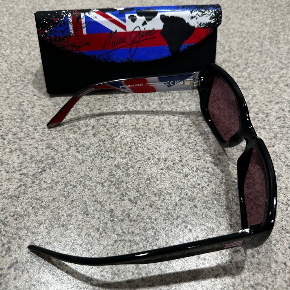 Maui Jim - Picture 2 of 8